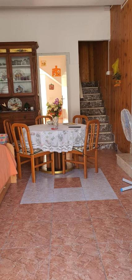 Casa Vacanza A Пунта-Секка Экстерьер фото